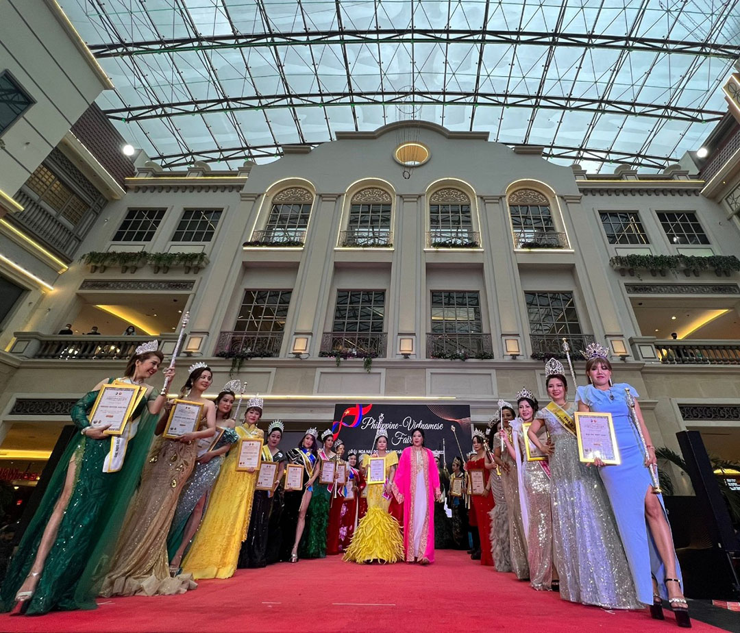 Hoa Hậu Thu Hương vinh dự được sánh vai công chúa Philippines